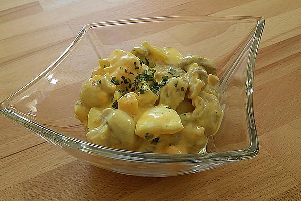 Egg Salad with Mushrooms and Pineapple