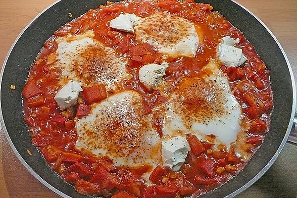 Eggs in Peppers – Tomatoes – Sugo