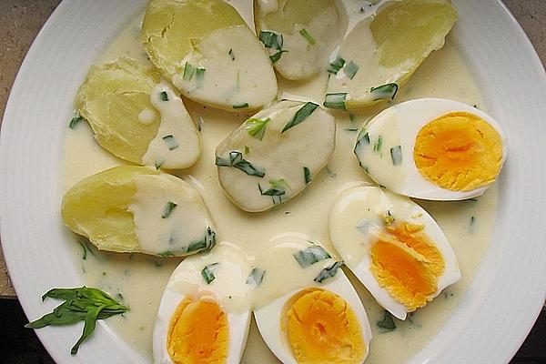 Eggs in Tarragon Sauce