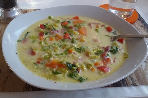 Endive Cheese Soup (with Carrots, Red Bell Pepper and Peas)