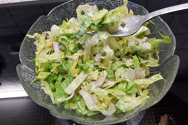 Endive Salad with White Dressing