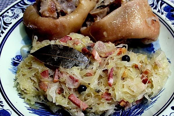 Extremely Delicious Sauerkraut