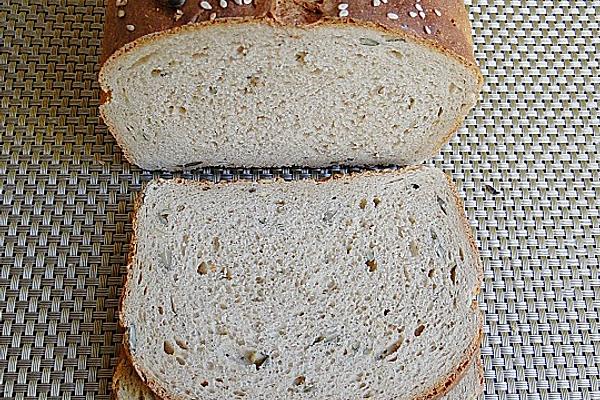 Fast Fennel and Pumpkin Seed Bread