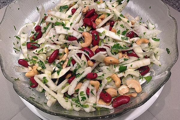 Fennel Salad with Kidney Beans and Cashew Nuts