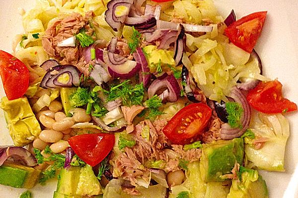 Fennel Salad with White Beans, Tuna, Avocado and Oranges