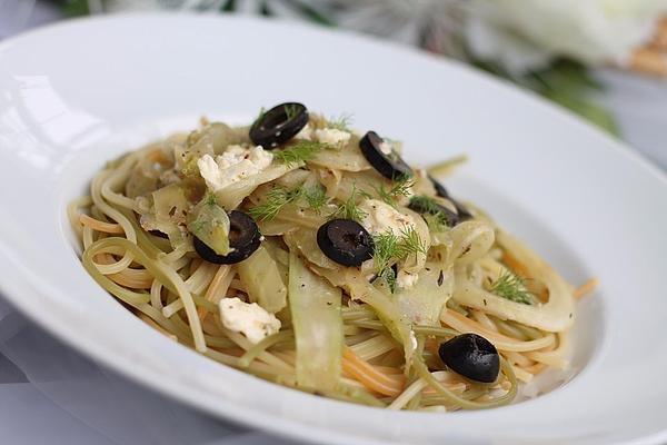 Fennel – Spaghetti with Sheep Cheese, Thyme and Black Olives