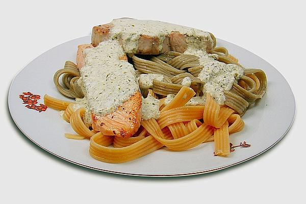 Fettuccine with Various Fish Steaks and Cheese Cream Sauce