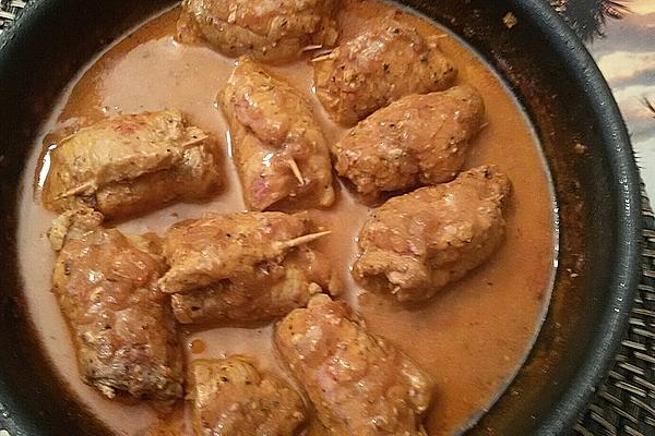Fiery Pork Rolls in Tomato and Onion Sauce
