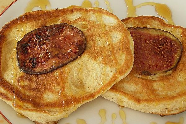 Fig Pancakes with Maple Syrup