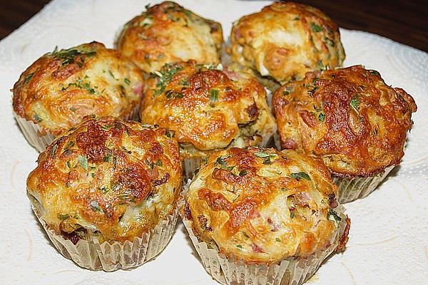 Filled, Hearty Muffins with Tomato and Ham