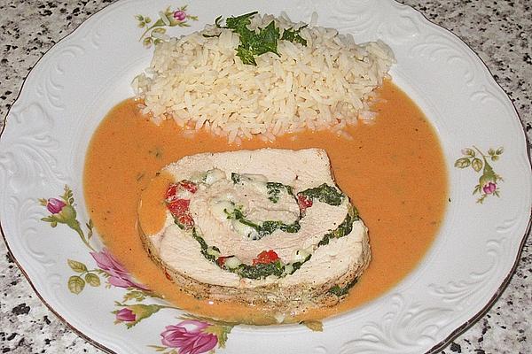Filled Turkey Roll Roast with Spinach, Mozzarella and Tomatoes