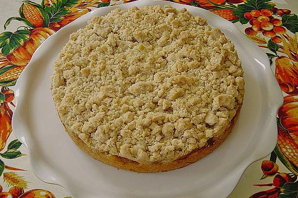 Fine Apple Pie with Cinnamon Crumble