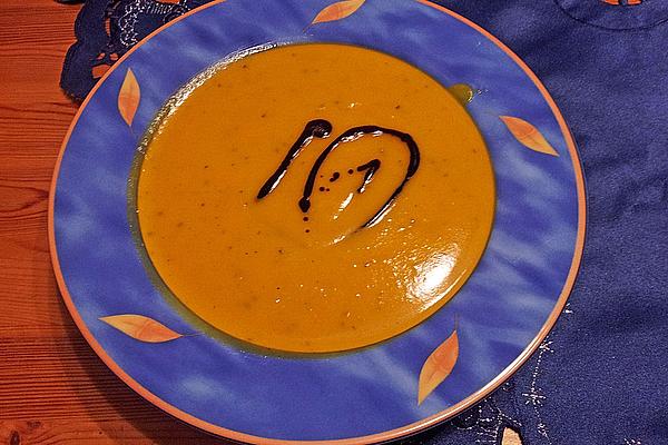Finest Pumpkin Cream Soup with Zucchini