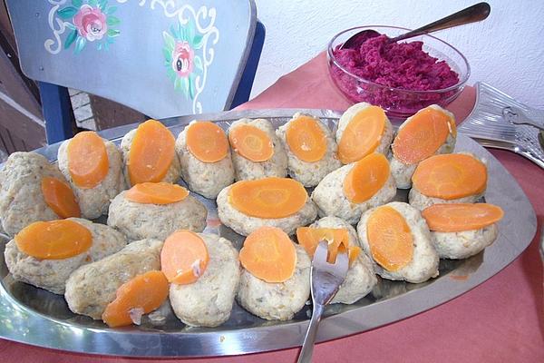 Fish Cakes with Chrein, Polish-Jewish Style