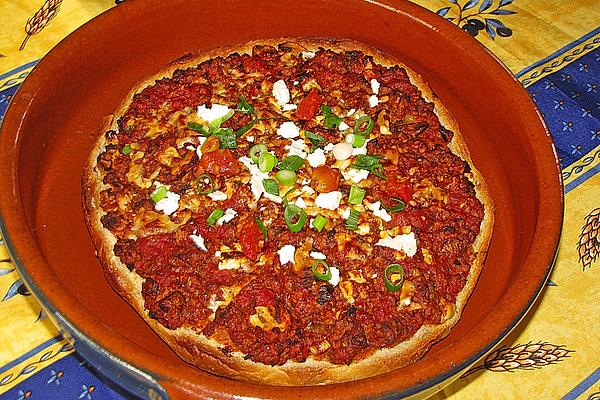 Flatbread Pizza with Vegetables and Minced Meat