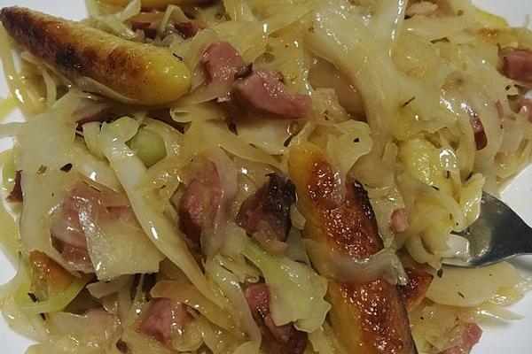 Fred`s Potato Noodles with Cabbage, Bacon and Peppers