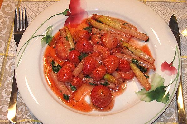 Fried Asparagus with Strawberries