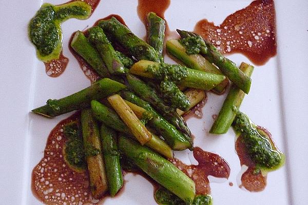 Fried Asparagus with Wild Garlic Pesto