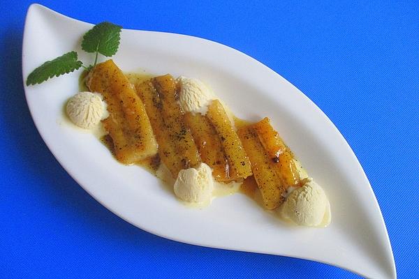 Fried Banana with Maple Syrup