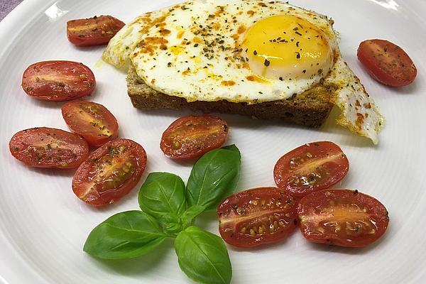 Fried Egg with Herb Tomatoes