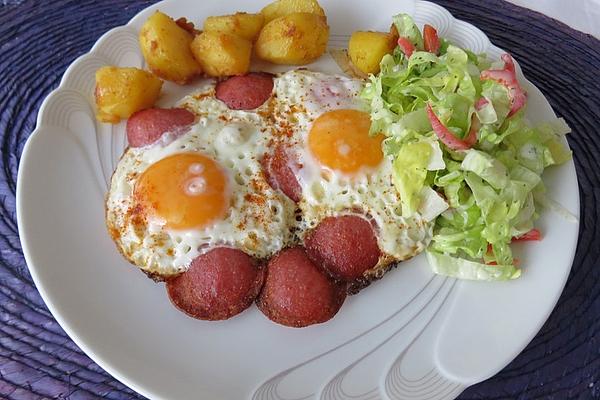 Fried Egg with Tomatoes and Salami
