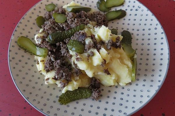 Fried Mashed Potatoes with Homemade Liver Sausage