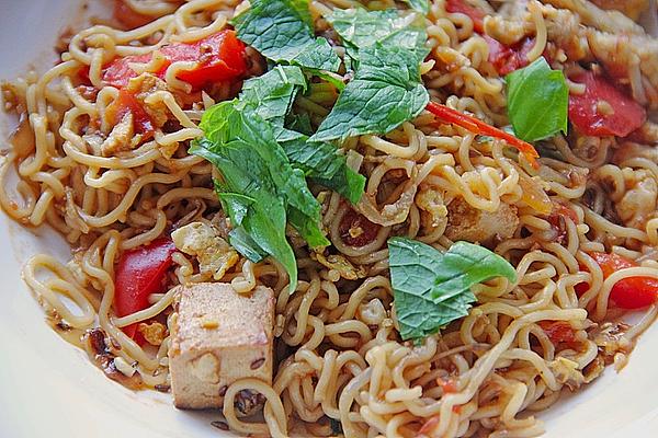 Fried Noodles with Tofu