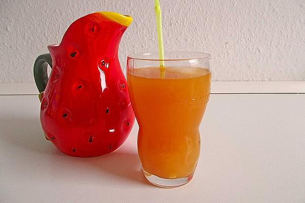 Fruit Juice Spritzer with Rooibos Tea