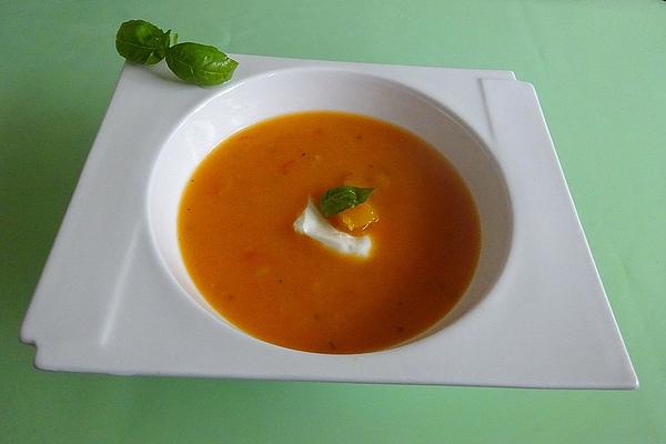 Fruity and Hot Tomato Soup
