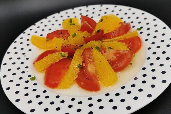 Fruity Orange and Tomato Salad