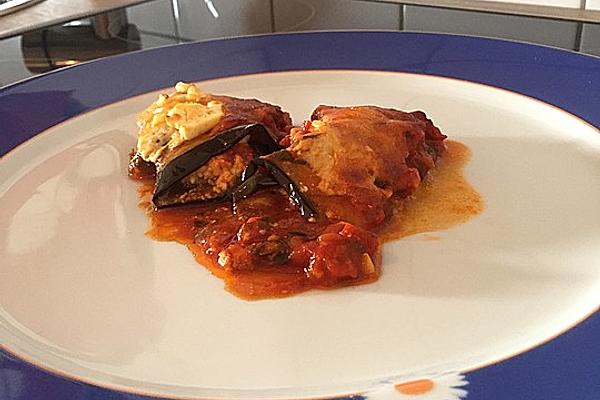 Gügüs Eggplant Rolls Filled with Feta Cheese and Baked with Spicy Tomato Sauce