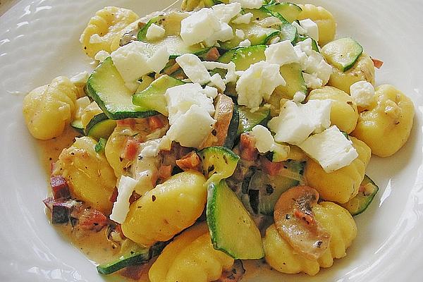 Gnocchi Pan with Zucchini and Bacon