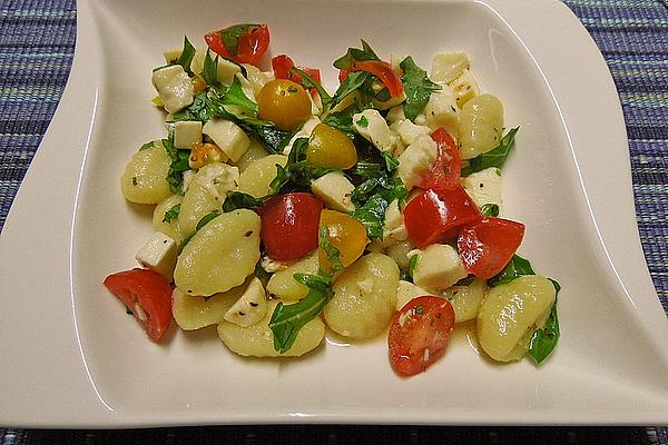 Gnocchi Salad with Arugula and Tomatoes