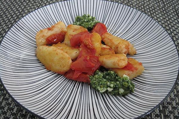 Gnocchi with Melted Tomatoes and Spinach Pesto