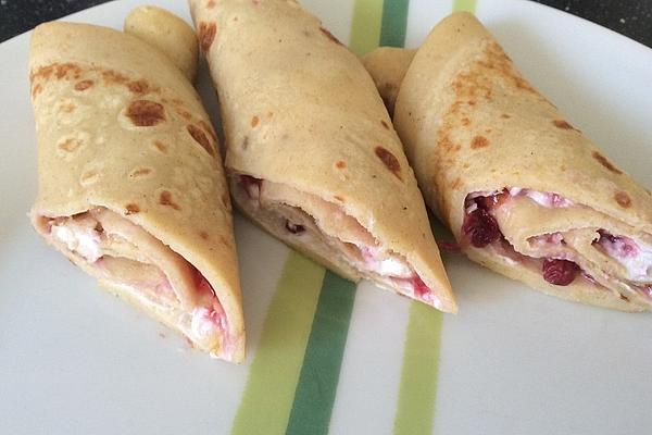 Goat Cheese – Crepes with Cranberries and Walnuts