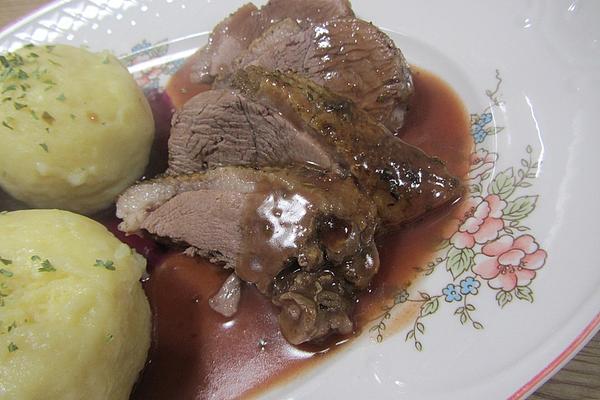 Goose Breast on Gingerbread Sauce