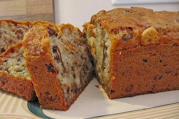 Gorgonzola – Walnut Cake