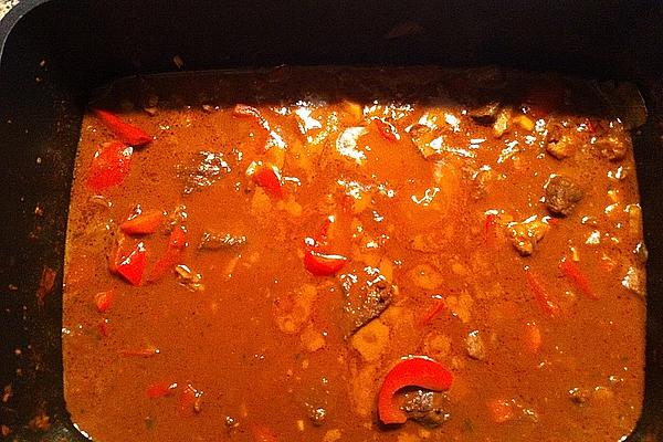 Goulash in Red Wine, Peanut and Chilli Sauce