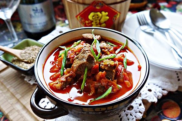 Goulash with Fresh Tomatoes