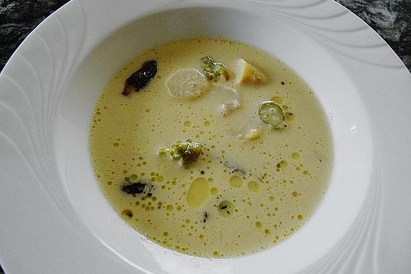 Gourmet Asparagus Soup with Morels