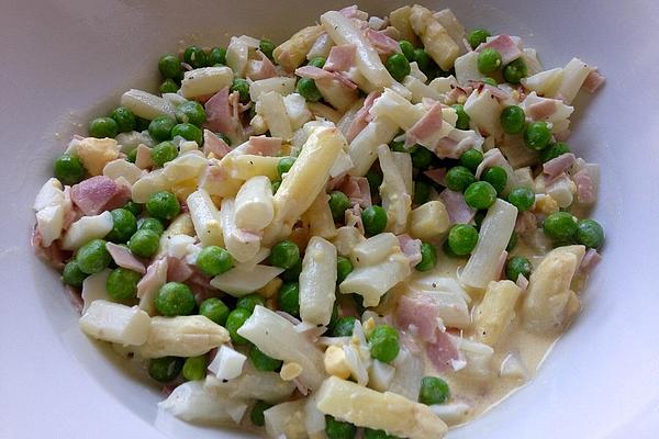 Gourmet Salad with Asparagus
