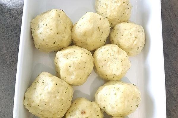 Grandma Linde`s Potato Dumplings