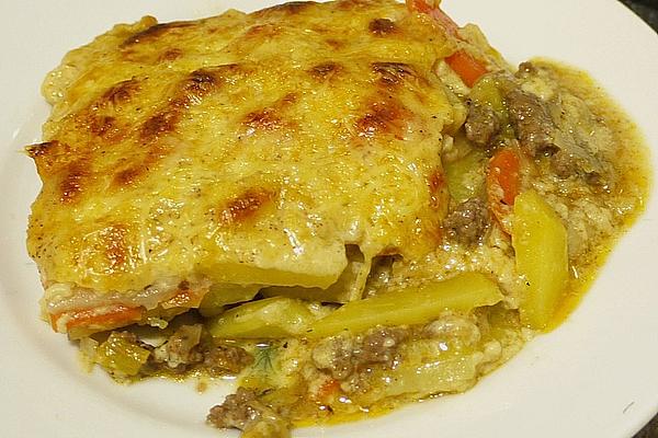Gratin with Kohlrabi and Minced Meat