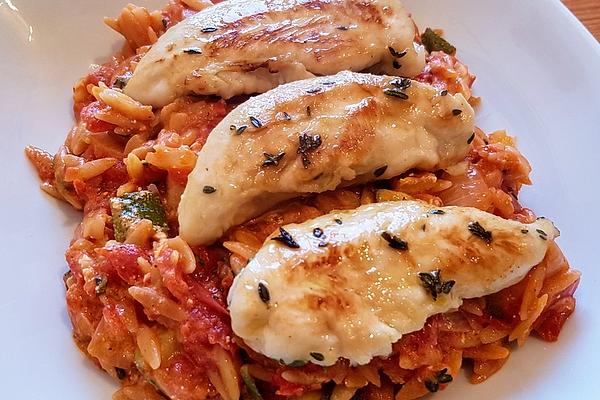 Greek Rice Noodle Pan with Chicken Breast Fillet