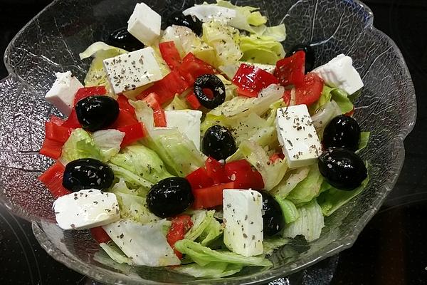Greek Salad À La Sora and Krissi