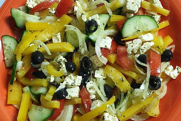 Greek Salad with Cucumber and Peppers
