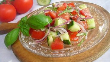 Greek Tomato Salad À La Dimitrios