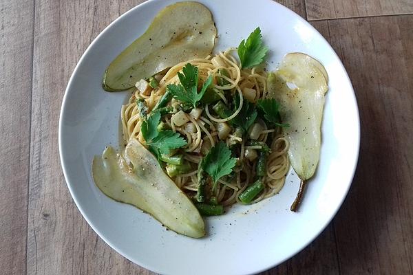 Green Asparagus in Spaghetti