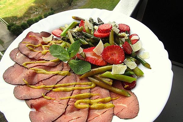 Green Asparagus Salad with Fresh Strawberries