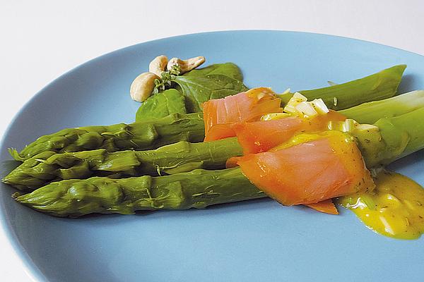 Green Asparagus with Salmon and Herb Vinaigrette